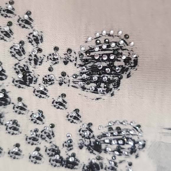 CHICO'S 3/4 Sleeve Giraffe Sequin Beaded Top Front/Back Graphics, size 3 (Large) - Picture 6 of 9